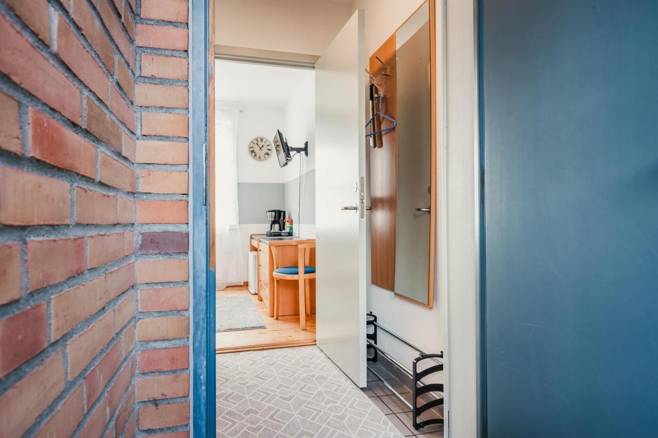 Stral-Sund Apartment ชตราลซุนด์ ภายนอก รูปภาพ